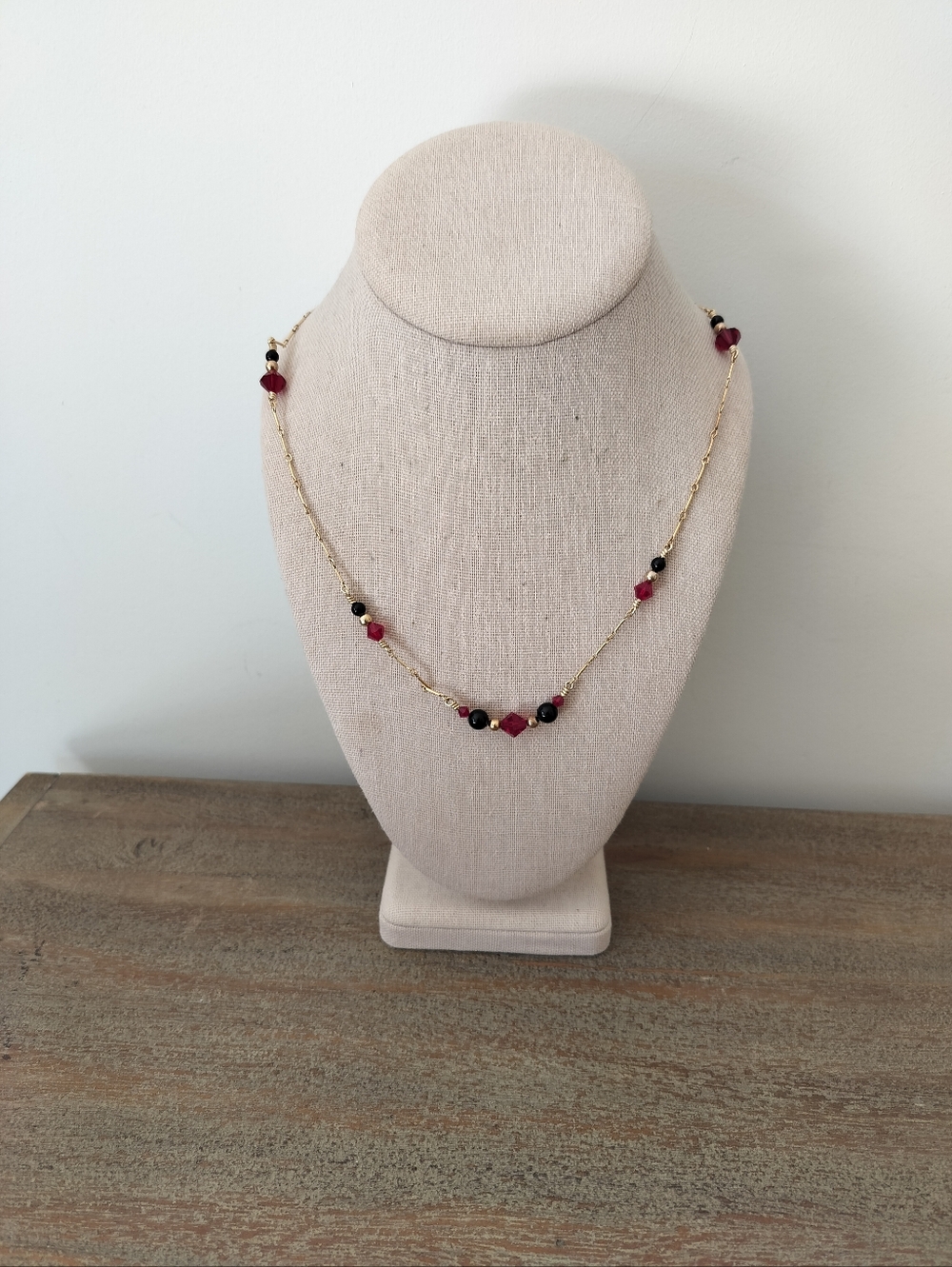 Vintage 1/20 14k GF Red And Black  Beads Necklace